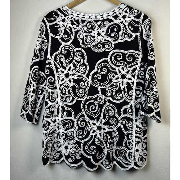 Chico's Womens large Black White Top embroidered feminine wedding guest elegant - Picture 8 of 14